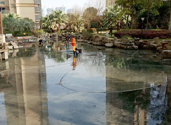 土默特右景观池淤泥清理