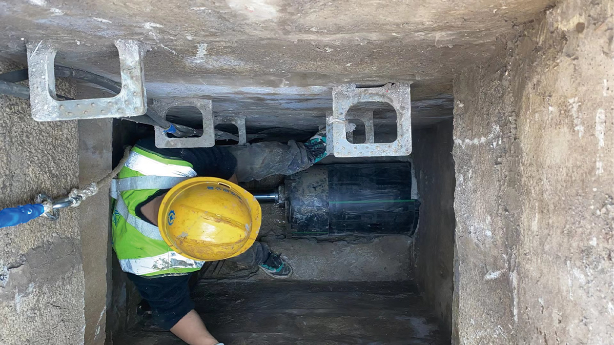 土默特右HDPE短管内衬法